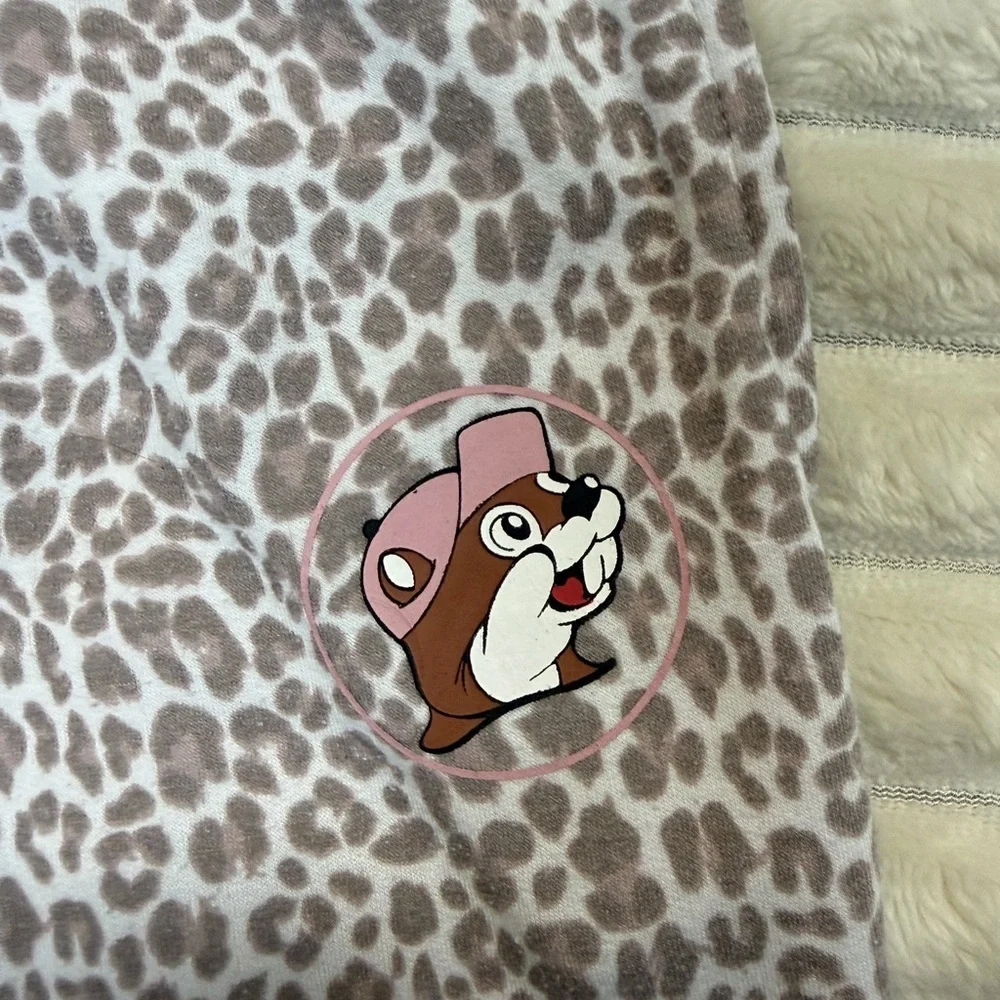 Buc-ees: Girl's Leopard Print Joggers with Pink Buc-ees Logo, Size YS